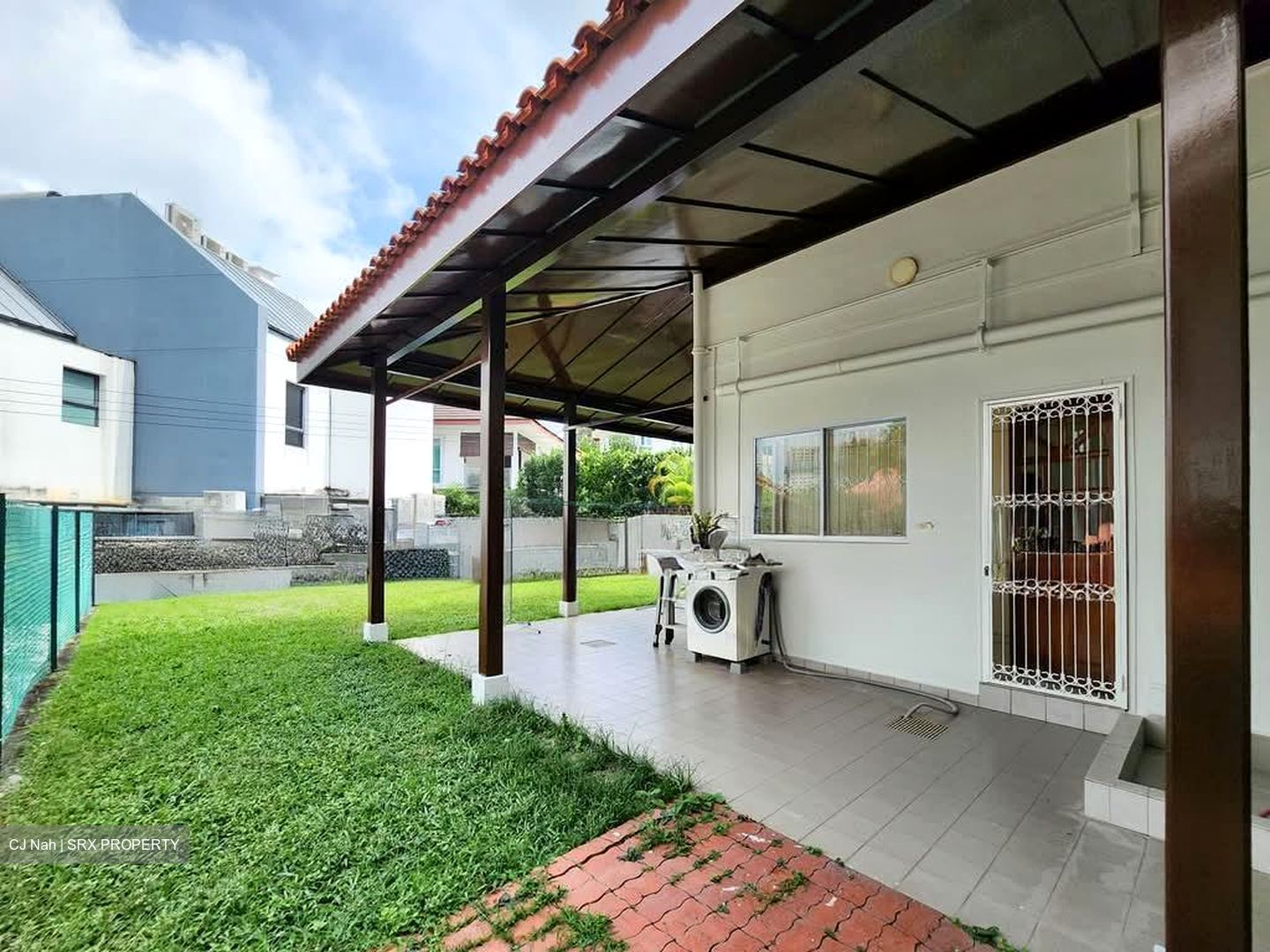 Grove Drive (D10), Semi-Detached #592826861